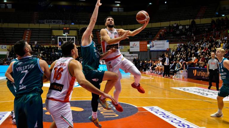 Fortitudo-Unieuro: divieto di trasferta per i tifosi residenti in provincia di Forlì-Cesena Fortitudo-Unieuro: divieto di trasferta per i tifosi residenti in provincia di Forlì-Cesena