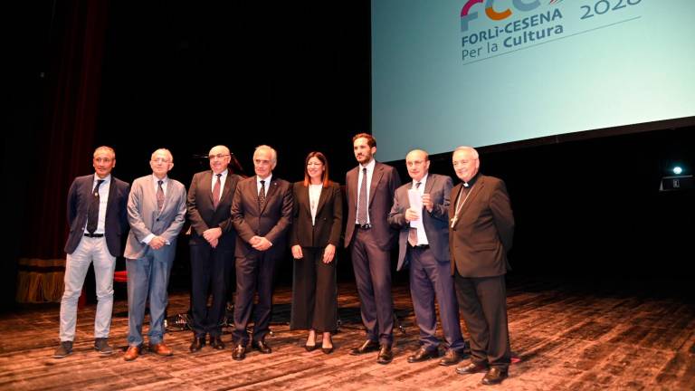 Forlì, ecco il dossier per la candidatura a capitale della cultura FOTOGALLErY Forlì, ecco il dossier per la candidatura a capitale della cultura FOTOGALLErY