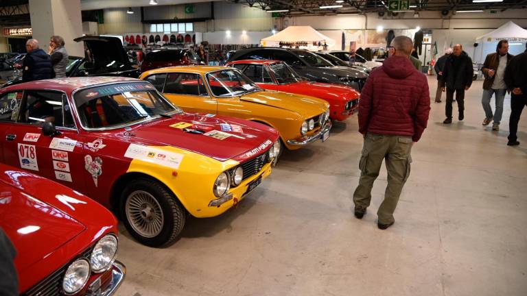 Forlì chiama a raccolta gli appassionati di auto e moto d’epoca con l’Old time show Forlì chiama a raccolta gli appassionati di auto e moto d’epoca con l’Old time show