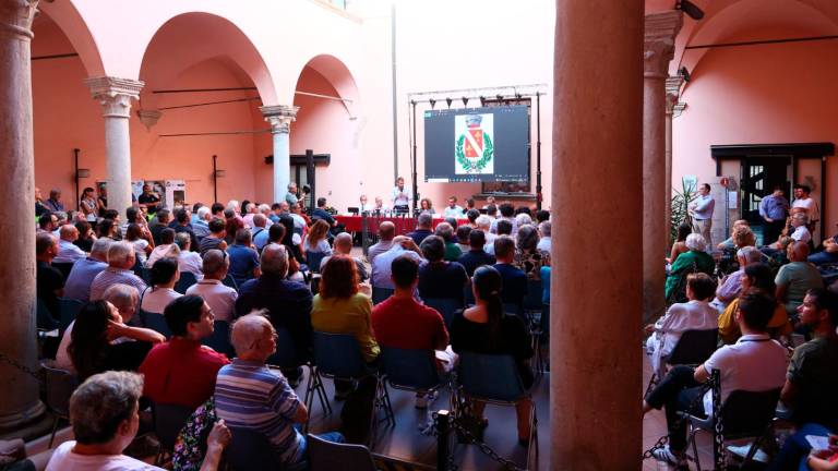 Castel Guelfo, la Regione presenta il piano anti alluvioni per il Sillaro Castel Guelfo, la Regione presenta il piano anti alluvioni per il Sillaro