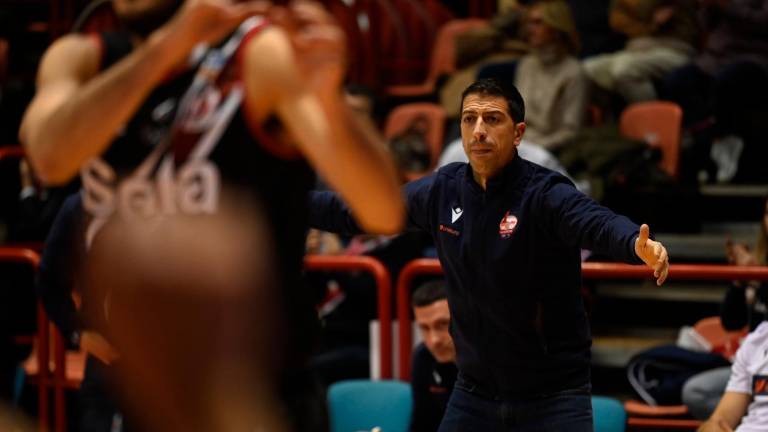 Basket A2, tutto merito dell’Unieuro se battere Cento è sembrato facile - Gallery Basket A2, tutto merito dell’Unieuro se battere Cento è sembrato facile - Gallery