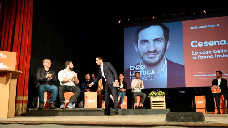 Cesena, Enzo Lattuca e la nuova corsa a sindaco: “Il sogno è completare lo stadio” VIDEO Cesena, Enzo Lattuca e la nuova corsa a sindaco: “Il sogno è completare lo stadio” VIDEO