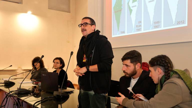 “Cesena città della pace” ha premiato la resistenza non violenta in Palestina “Cesena città della pace” ha premiato la resistenza non violenta in Palestina