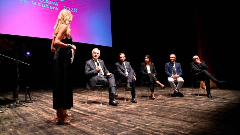 Forlì, ecco il dossier per la candidatura a capitale della cultura FOTOGALLErY Forlì, ecco il dossier per la candidatura a capitale della cultura FOTOGALLErY