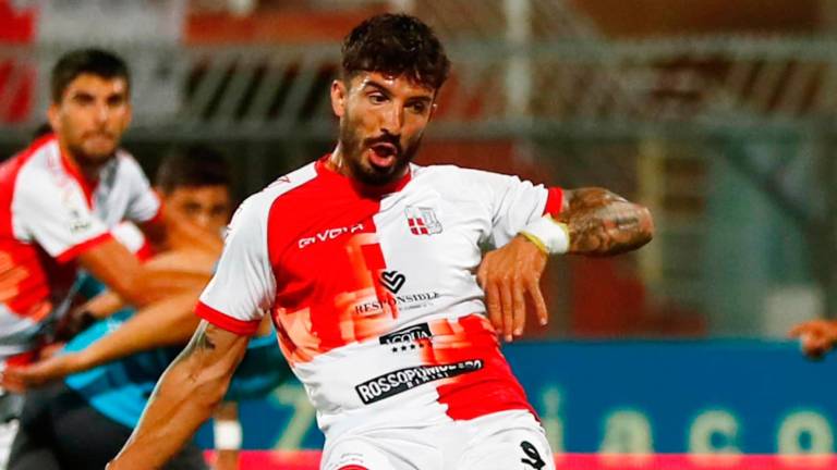 Calcio C, Il Rimini affonda la Spal con un rigore di Morra e risale a -1 dalla zona salvezza Calcio C, Il Rimini affonda la Spal con un rigore di Morra e risale a -1 dalla zona salvezza