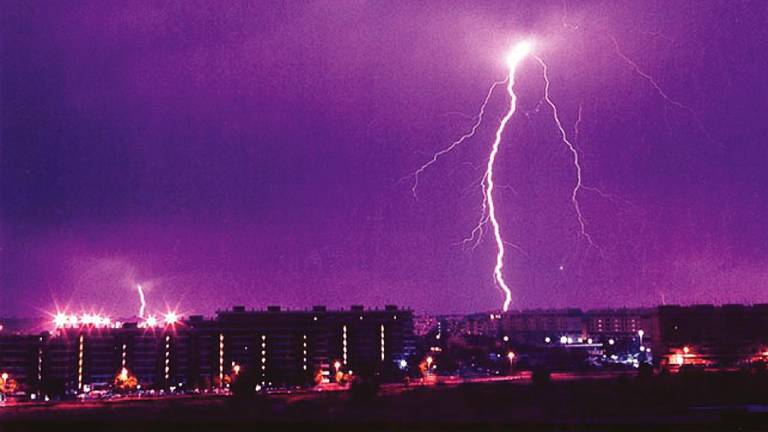 Meteo Romagna, allerta gialla per venerdì 29 agosto: forti temporali, piene, frane e venti di burrasca Meteo Romagna, allerta gialla per venerdì 29 agosto: forti temporali, piene, frane e venti di burrasca