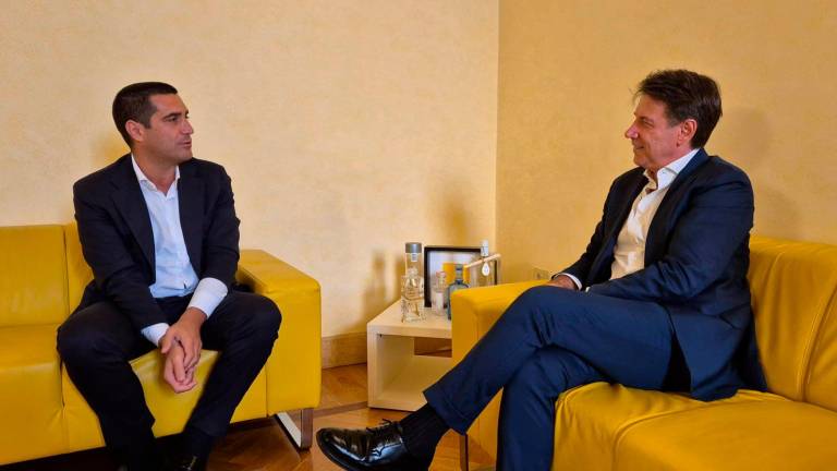 Il confronto fra De Pascale e Conte Il confronto fra De Pascale e Conte