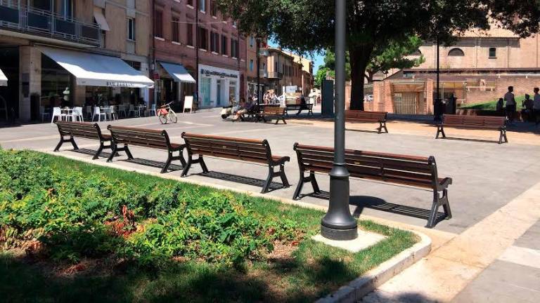 Rimini, sicurezza: in piazza Ferrari 7 nuove telecamere e gli street tutor Rimini, sicurezza: in piazza Ferrari 7 nuove telecamere e gli street tutor