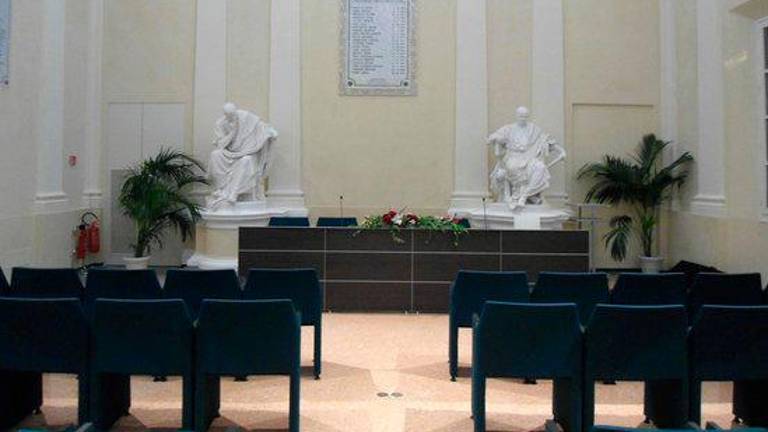 L’aula magna della Biblioteca Malatestiana, dove sta per essere svelato il progetto L’aula magna della Biblioteca Malatestiana, dove sta per essere svelato il progetto