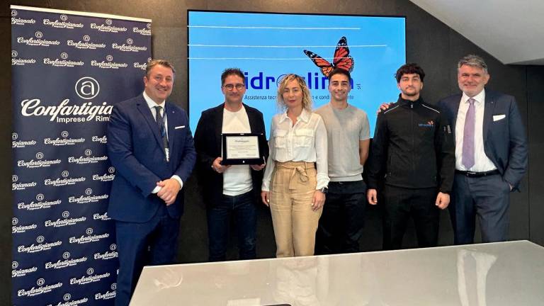 Tutto nacque da una giovane coppia di sposi: “Oggi abbiamo oltre 50 collaboratori”. Idroclima Rimini festeggia 30 anni di attività Tutto nacque da una giovane coppia di sposi: “Oggi abbiamo oltre 50 collaboratori”. Idroclima Rimini festeggia 30 anni di attività