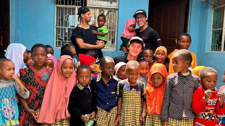 Francesco e Nicola Ridolfi in Tanzania Francesco e Nicola Ridolfi in Tanzania