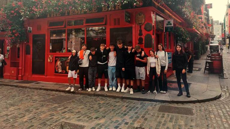 Bagnacavallo. Soggiorno studio in Irlanda per dieci studenti Bagnacavallo. Soggiorno studio in Irlanda per dieci studenti