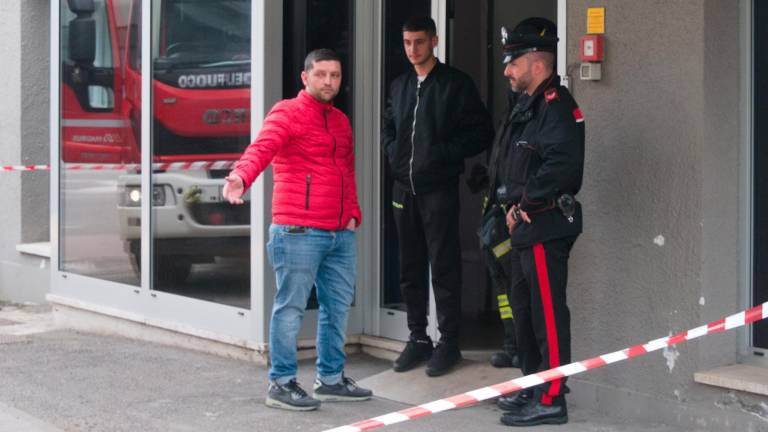 Ravenna, folle incendio doloso a distributore di benzina di via Candiano. Evitata l’esplosione. Bloccato il responsabile FOTO E VIDEO