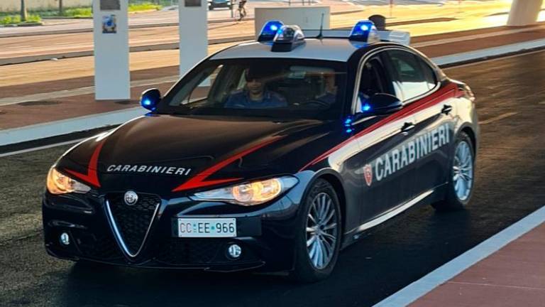 Hashish, cocaina, Rivotril e bilancino: 19enne arrestato per droga a Cesena Hashish, cocaina, Rivotril e bilancino: 19enne arrestato per droga a Cesena