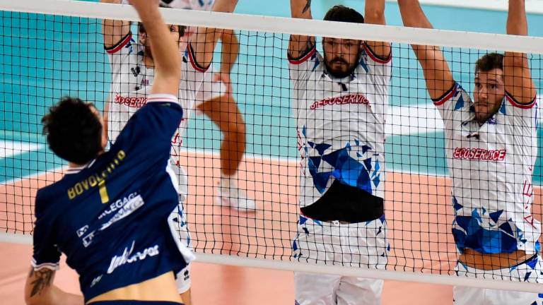 Un attacco di Alessandro Bovolenta Un attacco di Alessandro Bovolenta