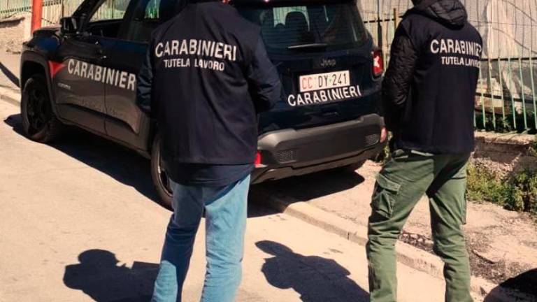 Rimini. Lavoro nero in hotel e cantieri, sospese 8 attività. Multe per 150mila euro Rimini. Lavoro nero in hotel e cantieri, sospese 8 attività. Multe per 150mila euro