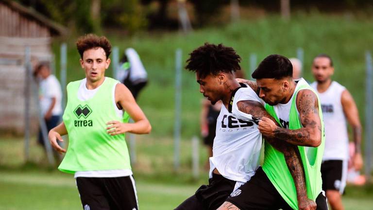 Jalen Blesa contro Manolo Adamo Jalen Blesa contro Manolo Adamo