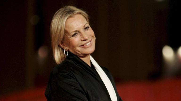 La morte di Catherine Spaak, l'omaggio di Rimini: C'è una magia in quel sorriso La morte di Catherine Spaak, l'omaggio di Rimini: C'è una magia in quel sorriso