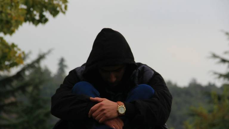 Cesenatico, 22enne gay forlivese deriso e preso a pugni: Mi sento solo e ho paura Cesenatico, 22enne gay forlivese deriso e preso a pugni: Mi sento solo e ho paura