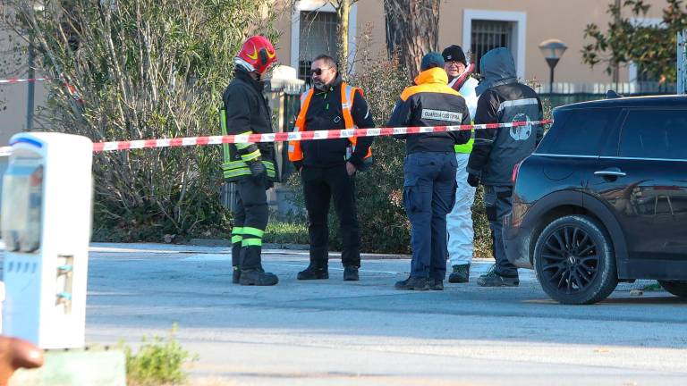 “Sversamento di gasolio e disastro ecologico a Rimini”: il video dell’esercitazione VIDEO GALLERY “Sversamento di gasolio e disastro ecologico a Rimini”: il video dell’esercitazione VIDEO GALLERY