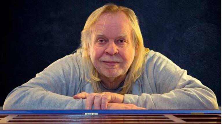Forlì, arriva Rick Wakeman, il talento delle tastiere degli Yes Forlì, arriva Rick Wakeman, il talento delle tastiere degli Yes