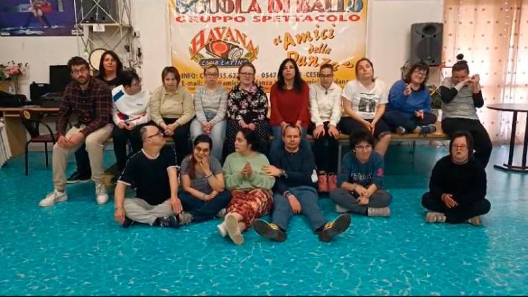 Due giorni di balli latini all’insegna dell’inclusione in piazza Della Libertà a Cesena Due giorni di balli latini all’insegna dell’inclusione in piazza Della Libertà a Cesena