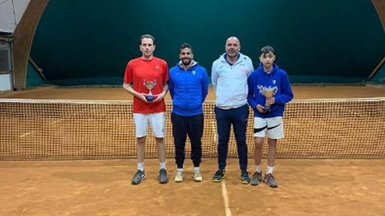 Tennis, Luca Butti profeta in patria: è suo il trofeo Muccini del Tc Riccione Tennis, Luca Butti profeta in patria: è suo il trofeo Muccini del Tc Riccione