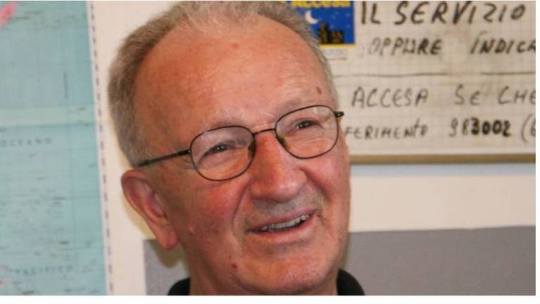 Addio a don Elio Piccari, braccio destro di don Oreste Addio a don Elio Piccari, braccio destro di don Oreste