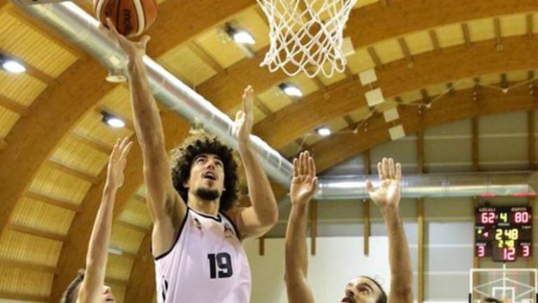 Basket C Gold, il pivot Locci alla Virtus Spes Vis Imola Basket C Gold, il pivot Locci alla Virtus Spes Vis Imola