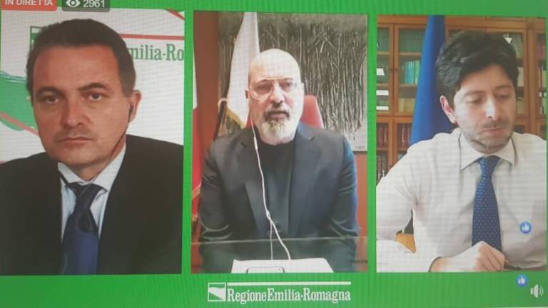 Le Regioni spingono: tutta Italia arancione, nei weekend rossa Le Regioni spingono: tutta Italia arancione, nei weekend rossa