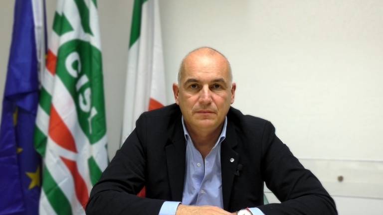 Un anno sull'altalena per le retribuzioni in Romagna: mediamente più basse del resto della Regione Un anno sull'altalena per le retribuzioni in Romagna: mediamente più basse del resto della Regione