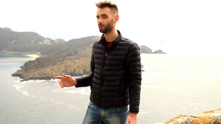 Paganelli, reporter riminese con la valigia Paganelli, reporter riminese con la valigia