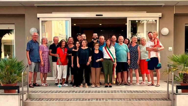 Famiglie fedelissime, da 180 anni in totale in vacanza a Cattolica Famiglie fedelissime, da 180 anni in totale in vacanza a Cattolica