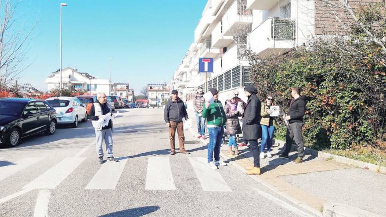 Rimini, via De Andrè: residenti di nuovo in strada per protesta Rimini, via De Andrè: residenti di nuovo in strada per protesta