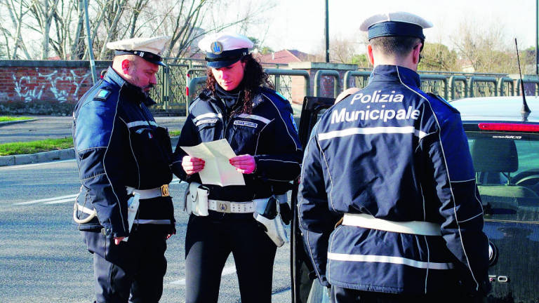 Imola, Daspo urbano: la giunta individua le “zone rosse” Imola, Daspo urbano: la giunta individua le “zone rosse”