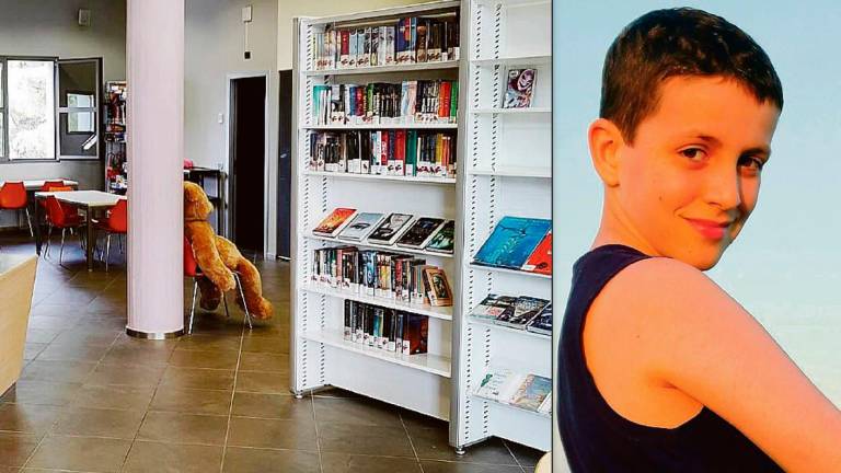 La biblioteca di Dozza intitolata a Lorenzo Bastelli, il 14enne che commosse l’Italia La biblioteca di Dozza intitolata a Lorenzo Bastelli, il 14enne che commosse l’Italia