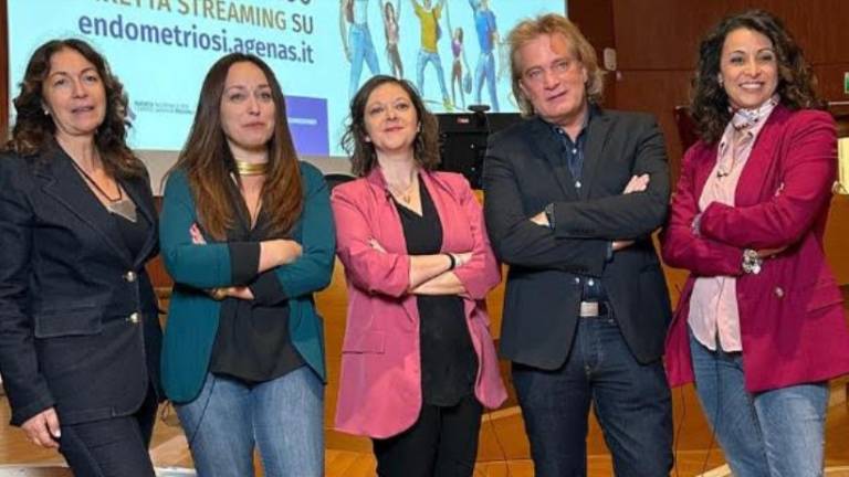 Cesena, 8mila studenti studiano l'endometriosi con il professor Marcello Ceccaroni Cesena, 8mila studenti studiano l'endometriosi con il professor Marcello Ceccaroni