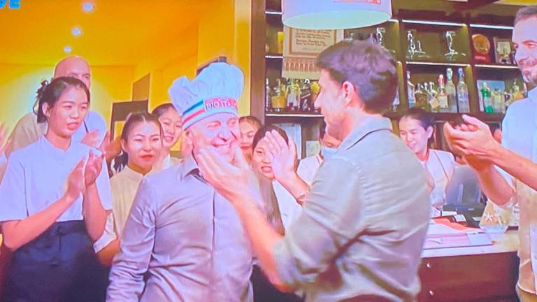 Bernardi, lo chef viserbese a Bangkok si aggiudica il titolo a Little Big Italy Bernardi, lo chef viserbese a Bangkok si aggiudica il titolo a Little Big Italy