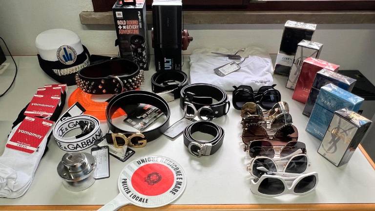 Savignano, sudamericani denunciati: sull’auto refurtiva frutto di furti a Rimini Savignano, sudamericani denunciati: sull’auto refurtiva frutto di furti a Rimini