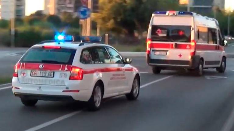 Tragico incidente sul lavoro a Solarolo, 30enne schiacciato dalle forche di un muletto Tragico incidente sul lavoro a Solarolo, 30enne schiacciato dalle forche di un muletto