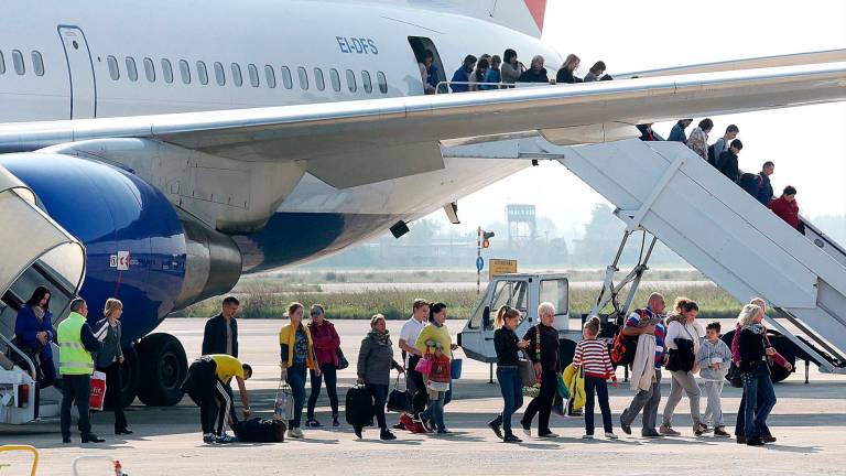 Rimini, aeroporto: nei primi 7 mesi dell’anno quasi 180mila passeggeri, Tirana e Cagliari le mete più gettonate Rimini, aeroporto: nei primi 7 mesi dell’anno quasi 180mila passeggeri, Tirana e Cagliari le mete più gettonate