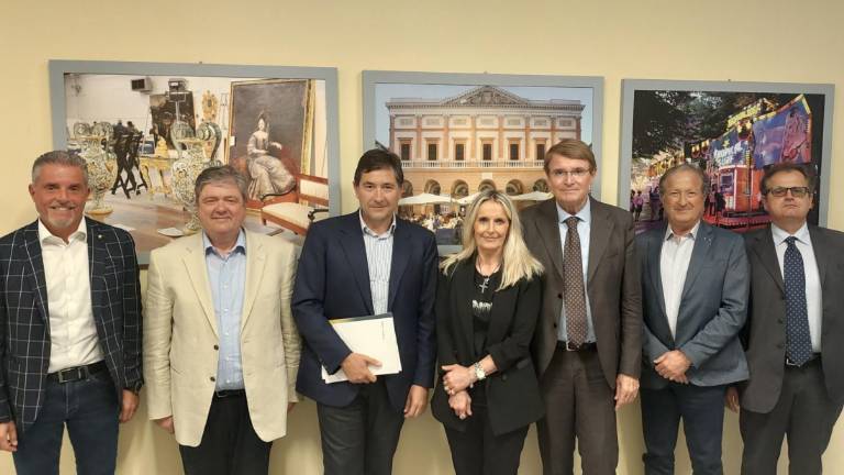 Da Cesena Fiera 100 mila euro per le famiglie alluvionate Da Cesena Fiera 100 mila euro per le famiglie alluvionate