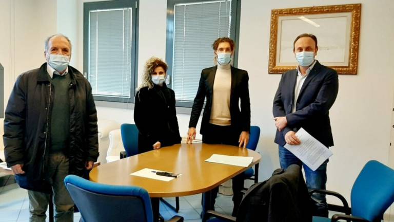 Rimini. Valentini, chiesto alle banche anticipo cassa integrazione Rimini. Valentini, chiesto alle banche anticipo cassa integrazione