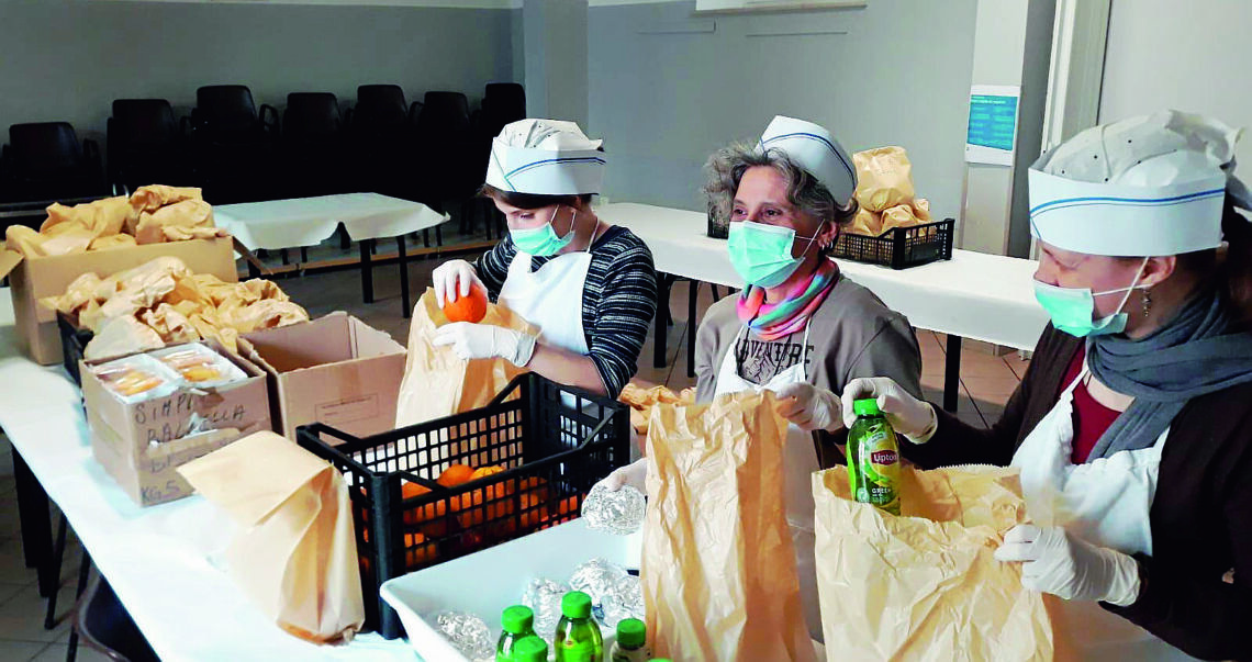 Coronavirus, famiglie in ginocchio a Forlì: in 1200 alla Caritas Coronavirus, famiglie in ginocchio a Forlì: in 1200 alla Caritas