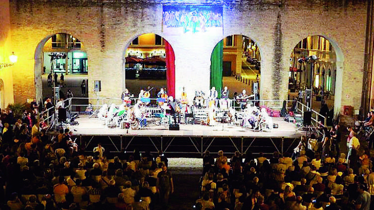 Scuola di musica popolare di Forlimpopoli: saggio sul web Scuola di musica popolare di Forlimpopoli: saggio sul web