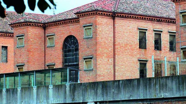 Cesena, cocainomane condannato a due anni per rapina in un'azienda finisce in carcere Cesena, cocainomane condannato a due anni per rapina in un'azienda finisce in carcere