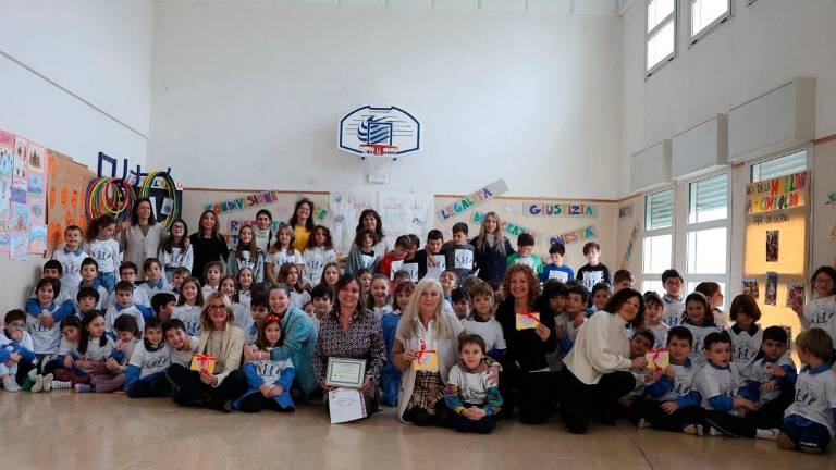Forlì, le scuole “Mellini” e “Fiorini” premiate per il progetto “Cittadini di Domani” Forlì, le scuole “Mellini” e “Fiorini” premiate per il progetto “Cittadini di Domani”