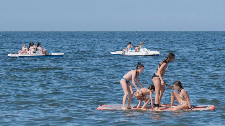 Al mare in Romagna, balneabili 97 punti spiaggia su 98: resta il divieto a Casalborsetti Al mare in Romagna, balneabili 97 punti spiaggia su 98: resta il divieto a Casalborsetti