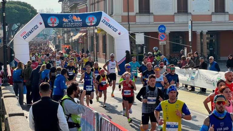 La partenza di “Attraverso Cesenatico” La partenza di “Attraverso Cesenatico”