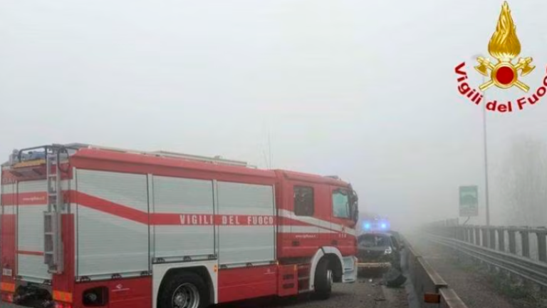 Tragico incidente in autostrada: muore 20enne forlivese a Piacenza, quartiere Ronco in lutto per Davide Tragico incidente in autostrada: muore 20enne forlivese a Piacenza, quartiere Ronco in lutto per Davide